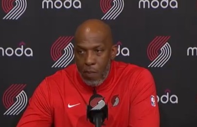 div, 应裁判吹罚 div, 应裁判吹罚